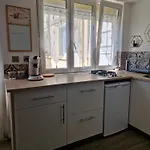 A 250m De La Apartman