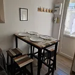 Apartman A 250m De La *
