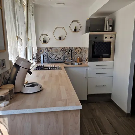 A 250m De La * Berck