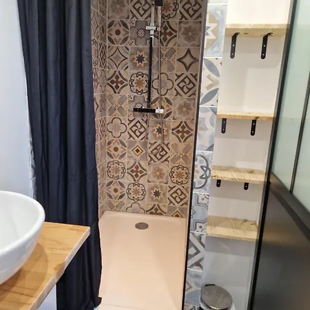 Διαμέρισμα A 250m De La Berck